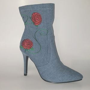 🌹HOST PICK🌹Embroidered Denim Flower Ankle Boots